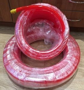 Трубка однослойная силиконовая 18*22 10 м цветная