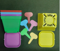 Набор горшков 9 х 9 и бирок для рассады 7 см разноцветный пластиковые  5 шт Благодатное земледелие