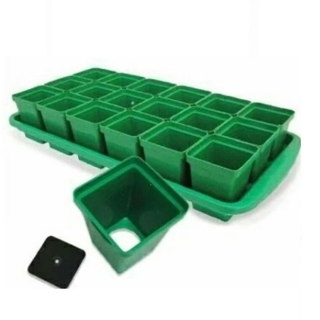 Набор для рассады 18 стаканчиков по 300 мл с поддоном Урожай-18 макси Набор для рассады 18 стаканчиков по 300 мл с поддоном Урожай-18 макси