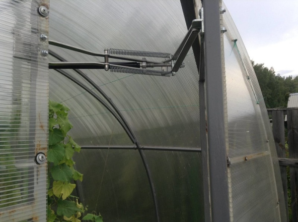 Автоматический открыватель форточек Синьор Помидор