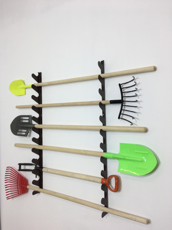 Держатель настенный для садовых инструментов Гребенка коричневый МС-Про