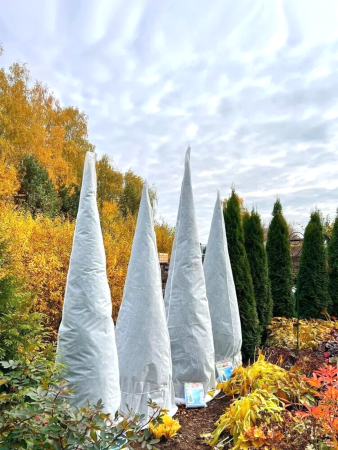 Зимнее укрытие с УФ с завязками и колышками для туй 42 г/м2, белый 120 х 170 см Благодатное Земледелие