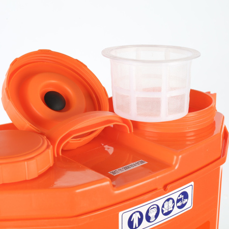 Распылитель ранцевый аккумуляторный PATRIOT PT-16AC, свинцово-кислотный; 8 Ач, 16 л