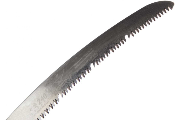 Пила самоочищающаяся с изогнутым полотном в чехле с поясным креплением 240 мм/4 мм GKC-240-LH Samurai