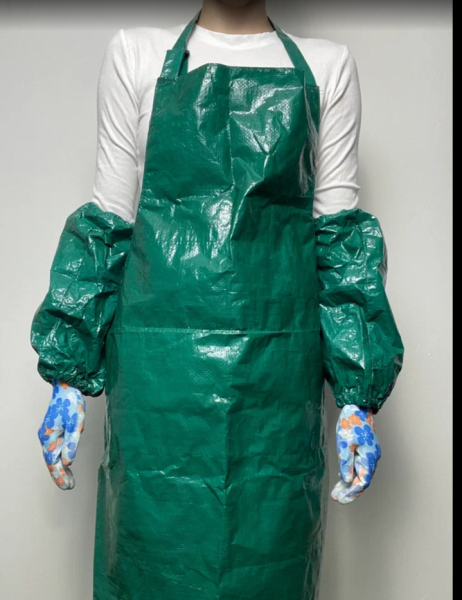 Набор непромокаемый фартук без карманов и нарукавники зеленые, 120 г/м2 Благодатное земледелие (Товары, которые скоро пропадут из магазина)
